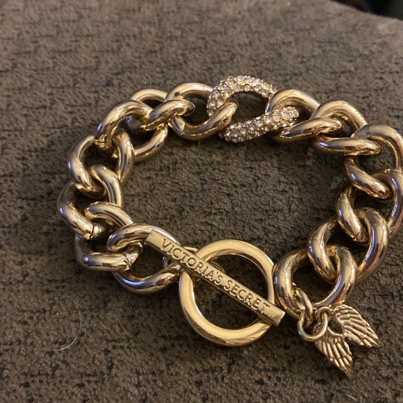 Victoria’s Secret Gold-tone Rhinestone Link Bracelet - Picture 1 of 11